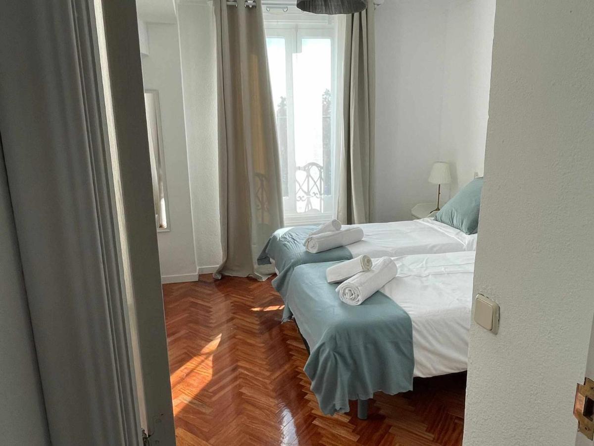 Apartamento Con Terraza Y Vistas Alcalaretiro Madrid Exterior photo