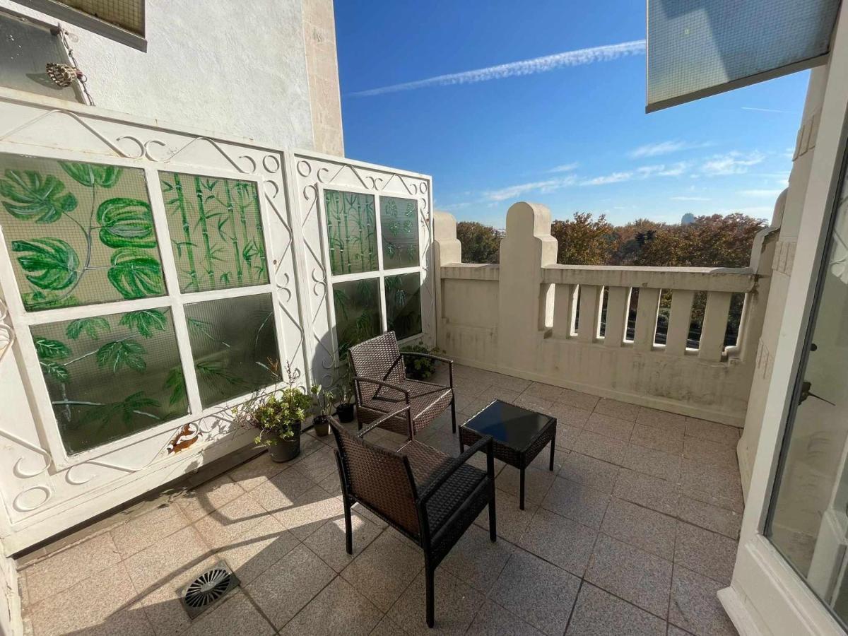 Apartamento Con Terraza Y Vistas Alcalaretiro Madrid Exterior photo